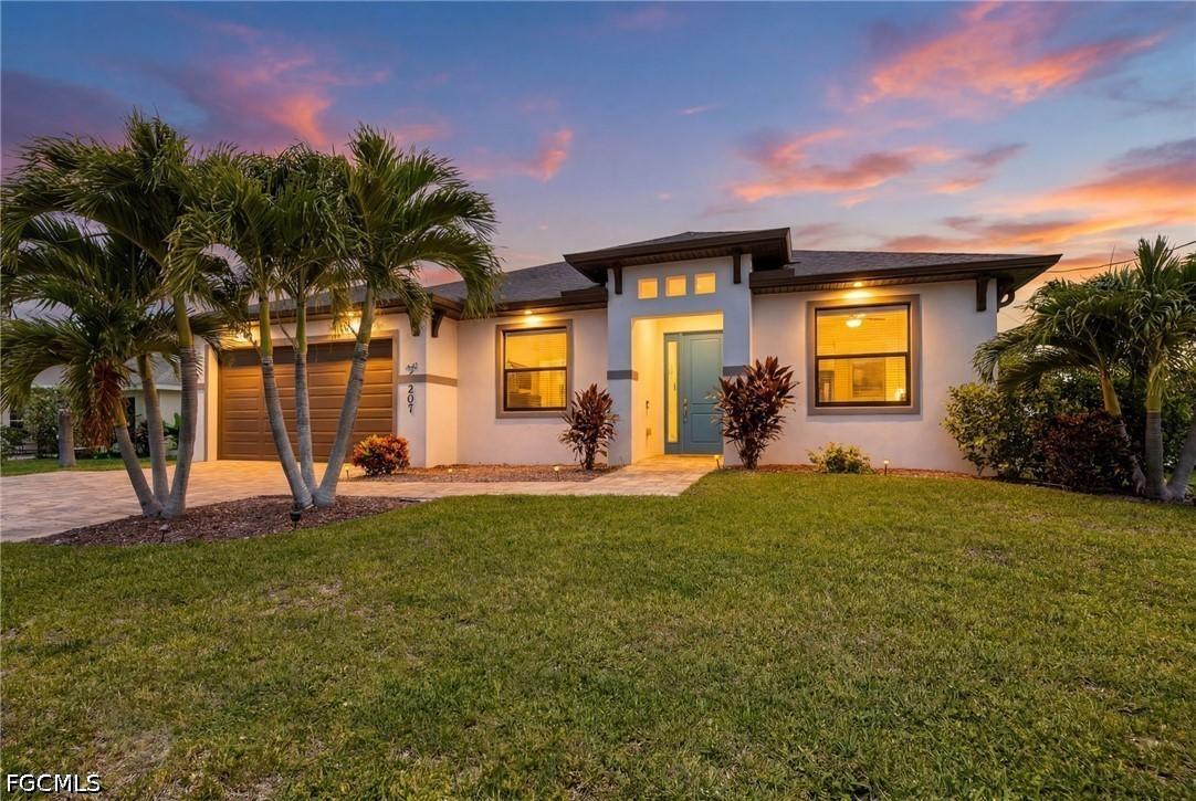 207 Gleason Pkwy., Cape Coral, FL 33914