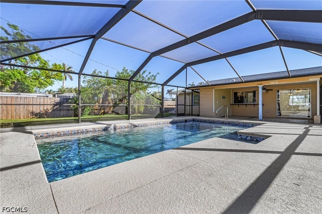 311 SW 48th Ter., Cape Coral, FL 33914