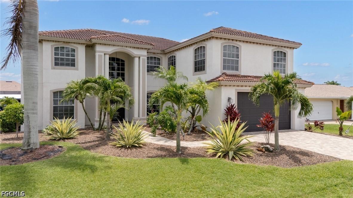 2021 SE 17th Pl., Cape Coral, FL 33990