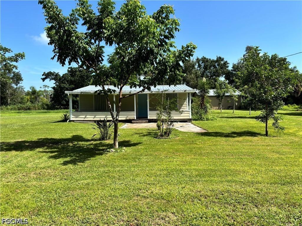 2757 Garden St., North Fort Myers, FL 33917