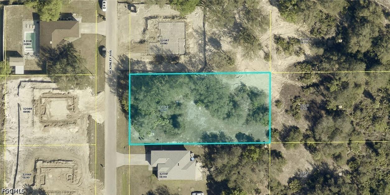 1506 Mckinley Ave., Lehigh Acres, FL 33972