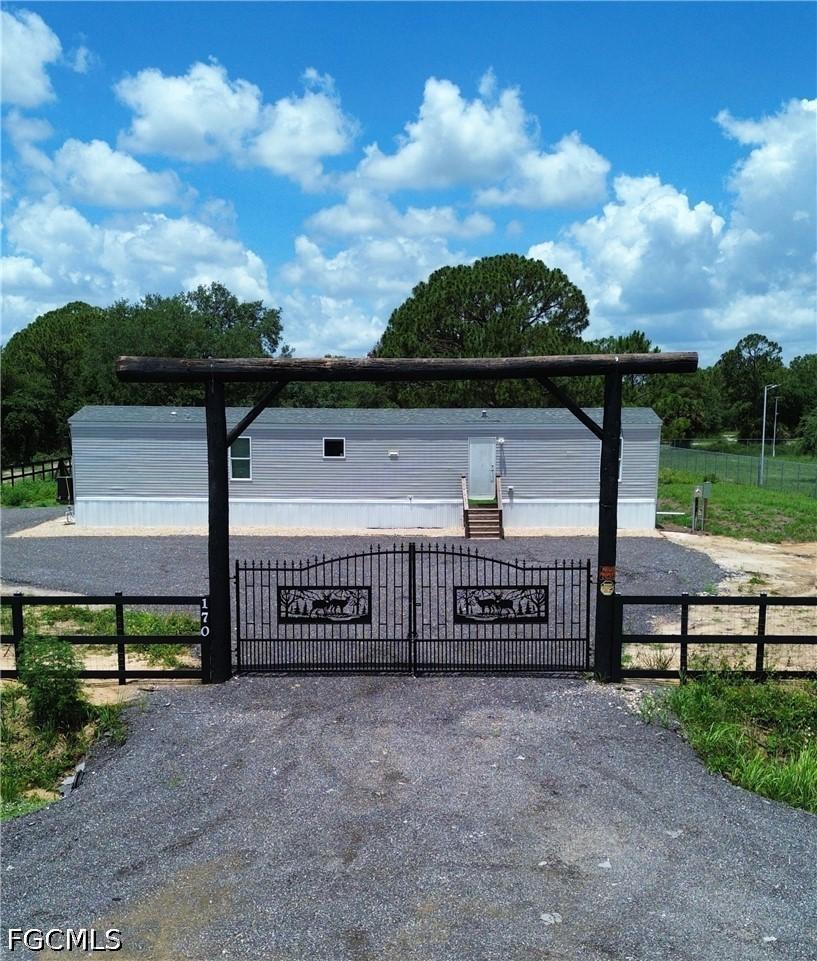 170 S Jinete St., Clewiston, FL 33440