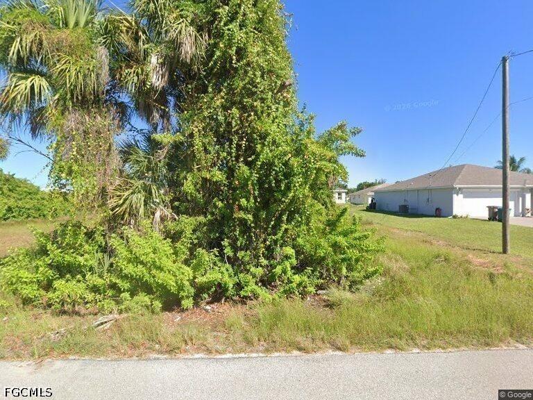 2029 NE 39th Ter., Cape Coral, FL 33909