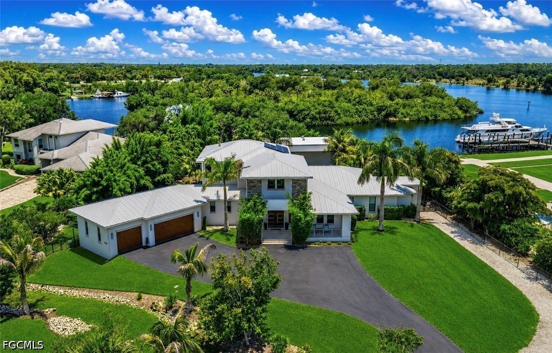 18180 N Olga Dr., Alva, FL 33920
