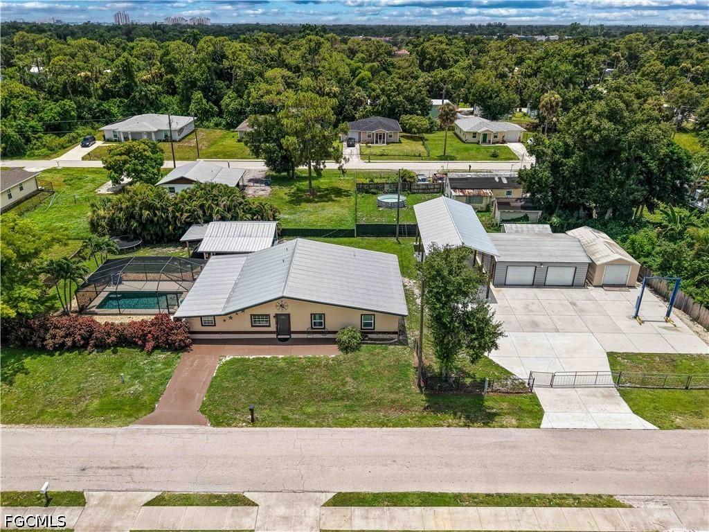427 Stockton St., North Fort Myers, FL 33903