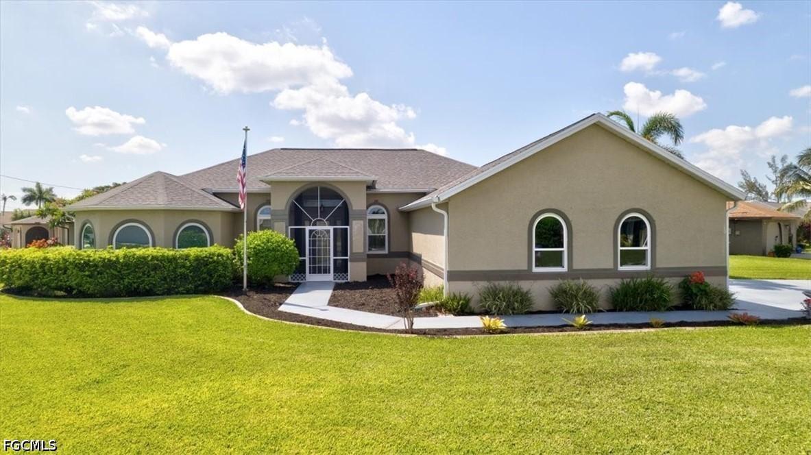 420 SE 32nd St., Cape Coral, FL 33904