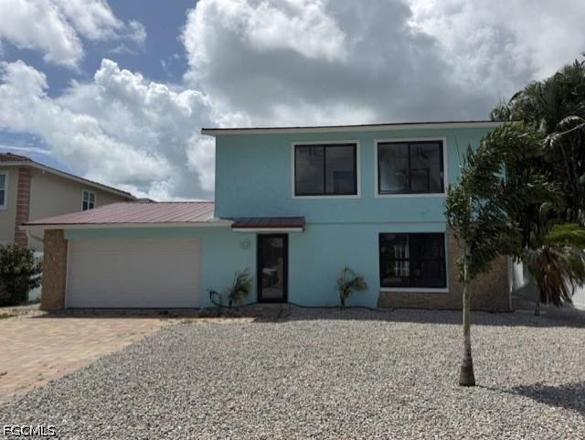 215 Albatross St., Fort Myers Beach, FL 33931