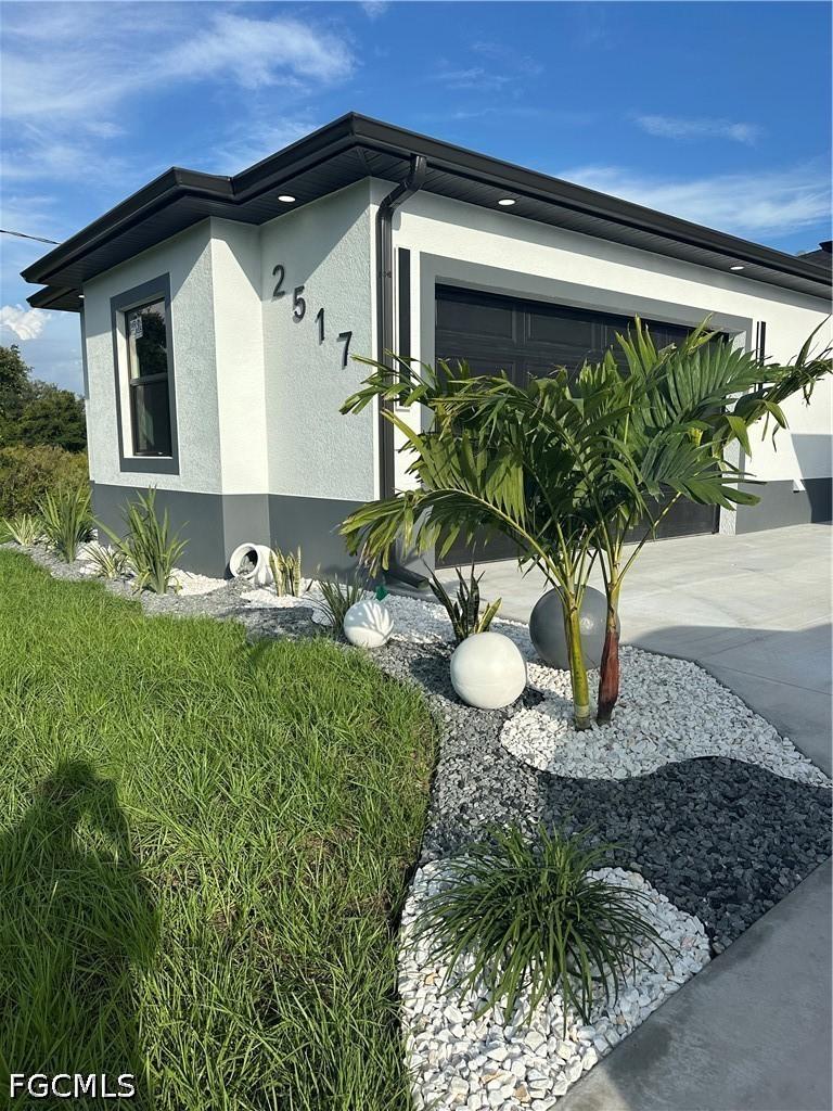 2517 59th St., Lehigh Acres, FL 33971