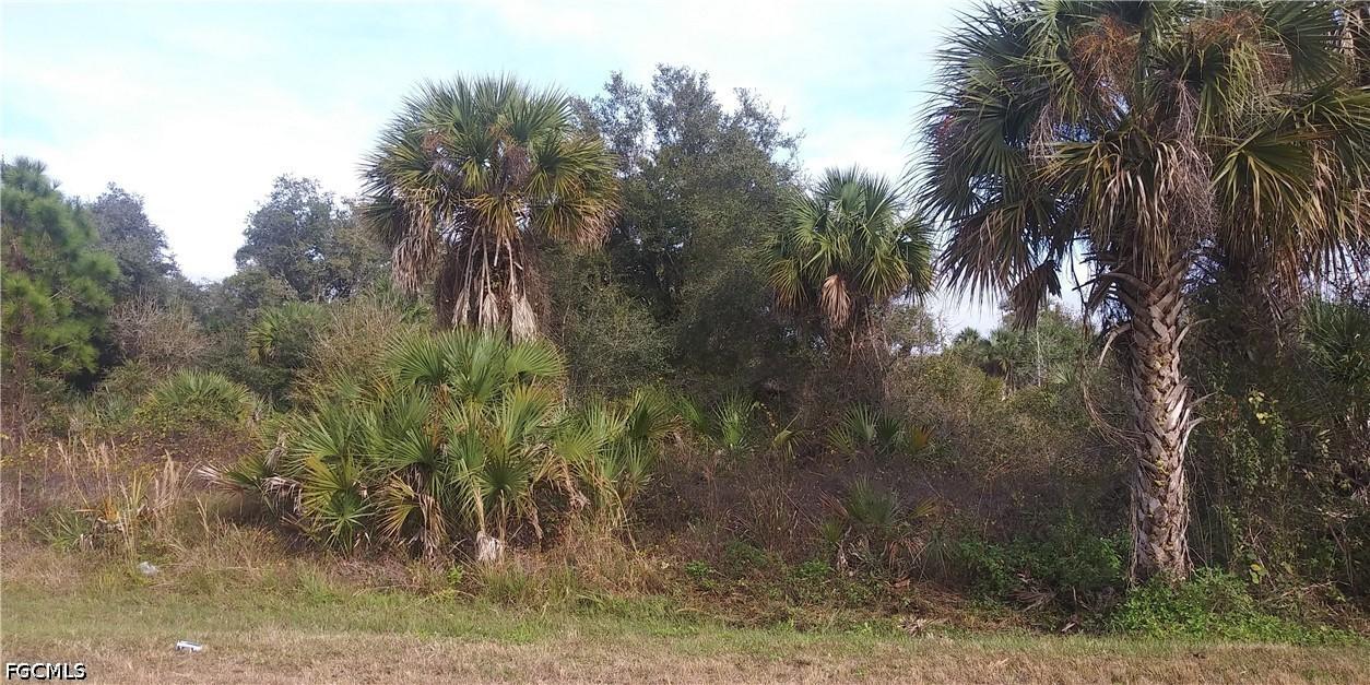 30 Ave., Naples, FL 34117