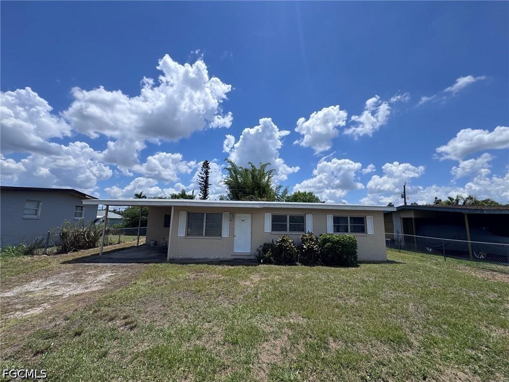 1125 Marsh Ave., Fort Myers, FL 33905
