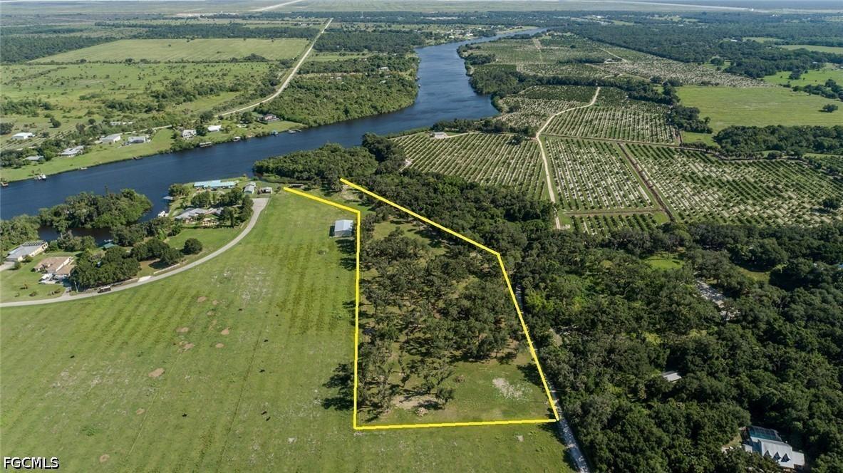 5247 County Rd 78, Labelle, FL 33935