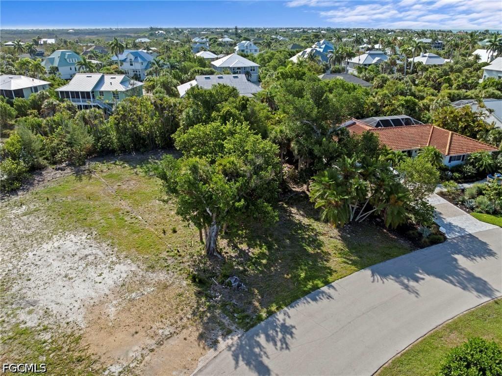 564 Chert Ct., Sanibel, FL 33957