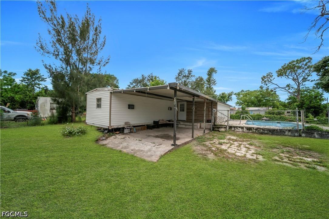 8326 Breeze Dr., North Fort Myers, FL 33917