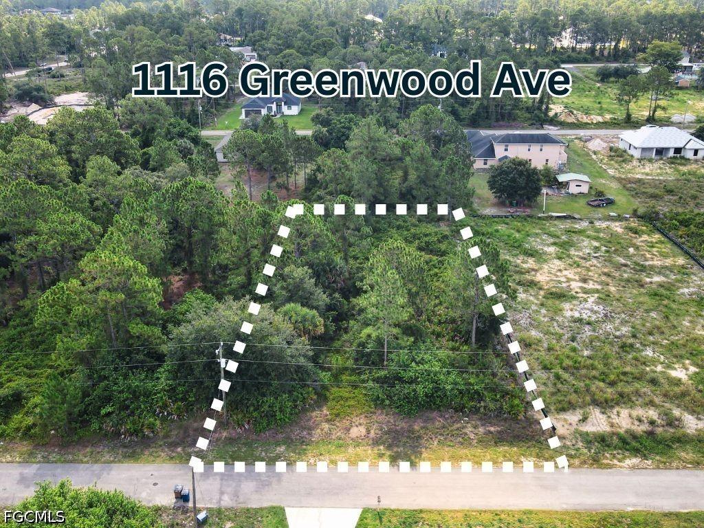 1116 Greenwood Ave., Lehigh Acres, FL 33972