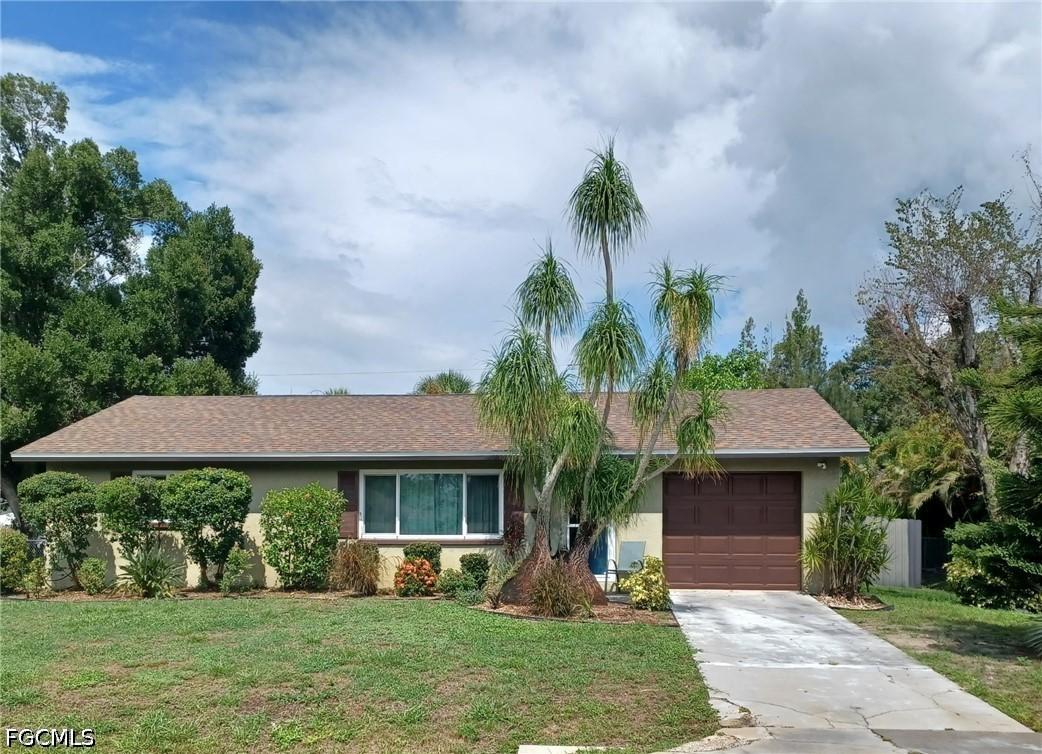 2324 Caladium Rd., Fort Myers, FL 33905