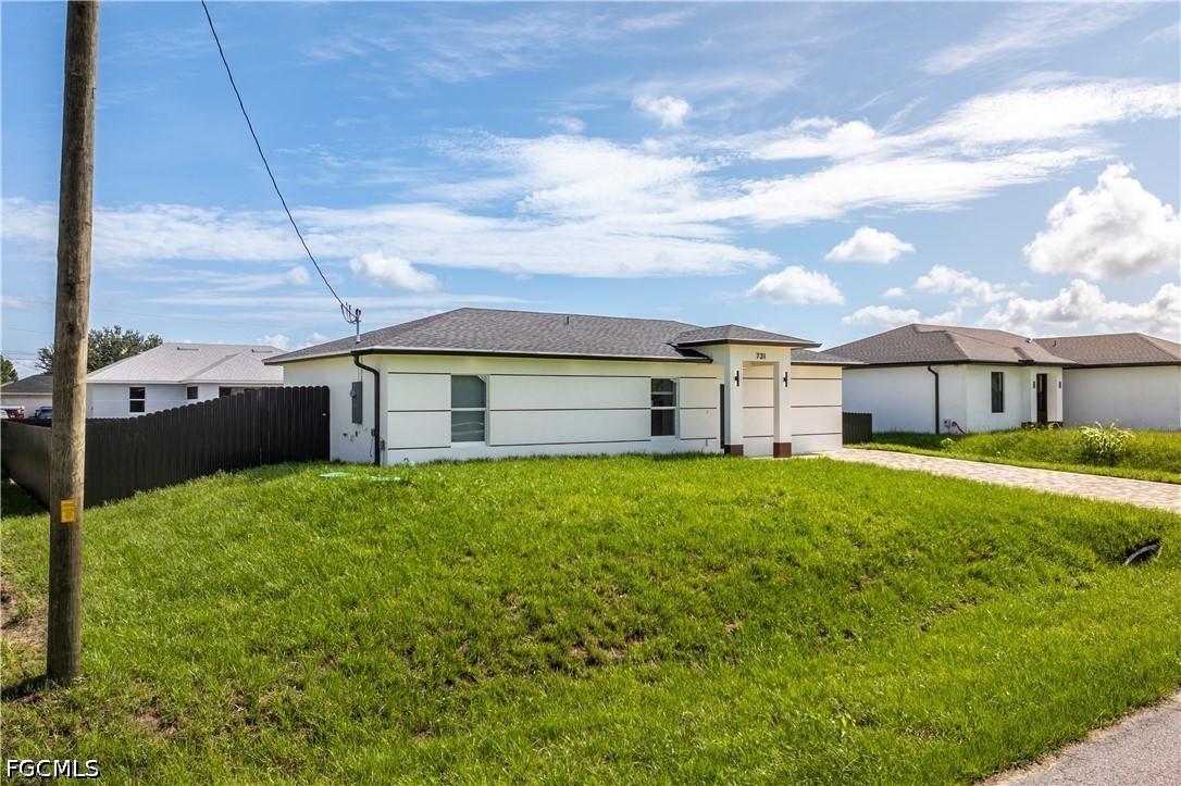 413 Eisenhower Blvd., Lehigh Acres, FL 33974