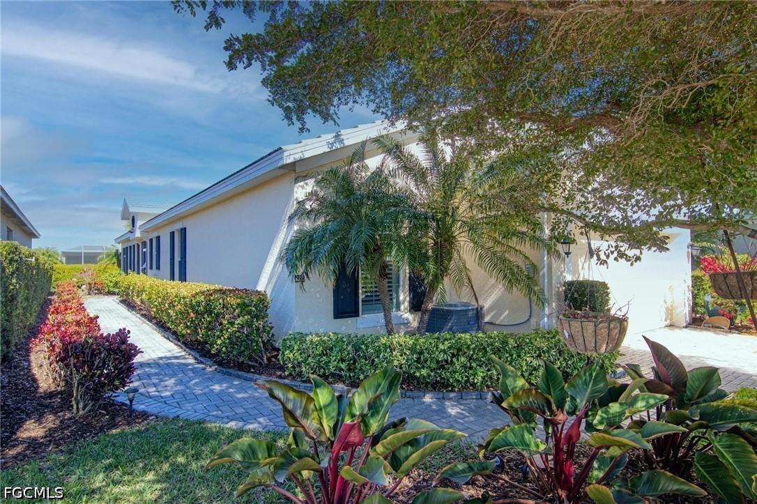 2637 Vareo Ct., Cape Coral, FL 33991