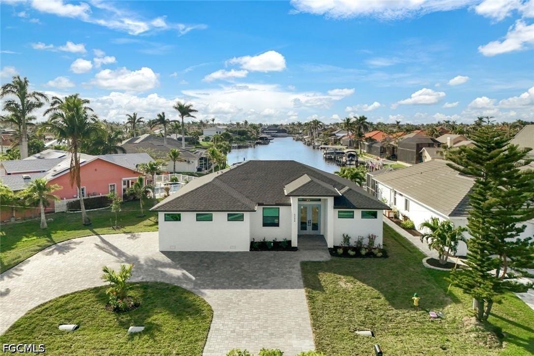 5244 Agualinda Blvd., Cape Coral, FL 33914