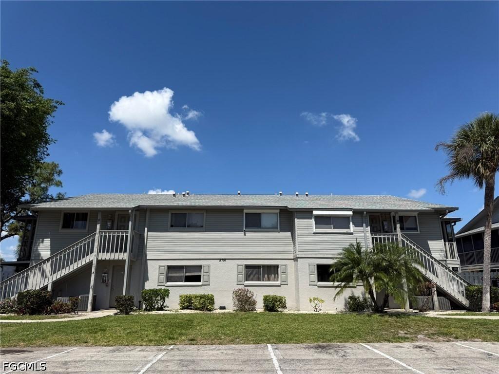 5751 Foxlake Dr. #A, North Fort Myers, FL 33917