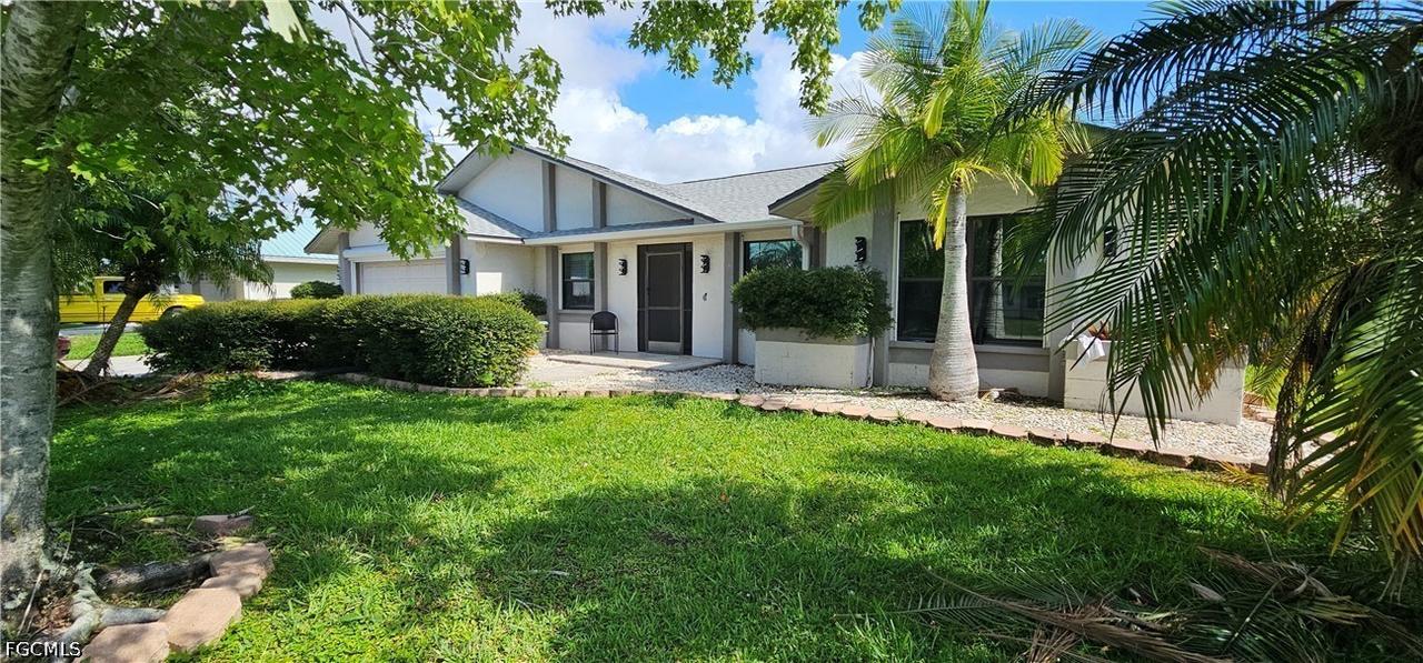 601 SE 35th Ter., Cape Coral, FL 33904