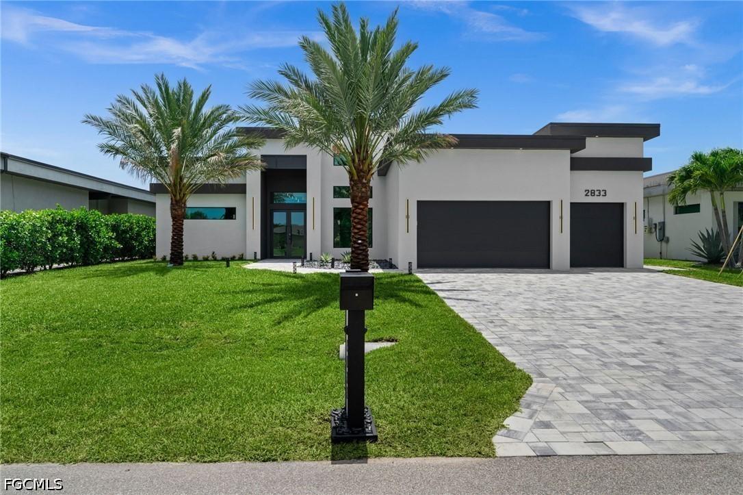 2833 SW 17th Pl., Cape Coral, FL 33914