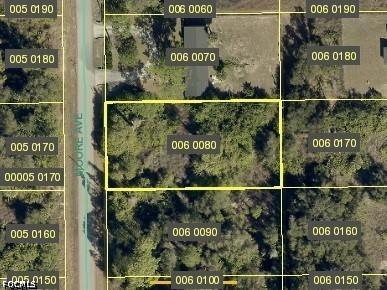 1608 Moore Ave., Lehigh Acres, FL 33972