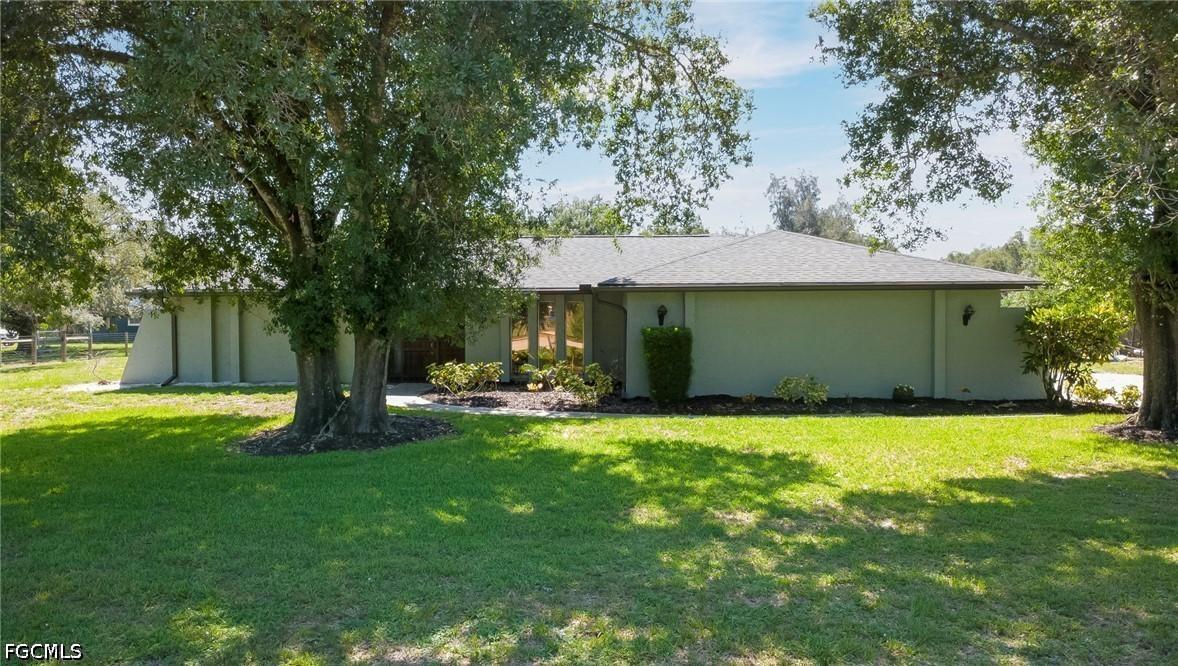19250 Tammy Ln., North Fort Myers, FL 33917