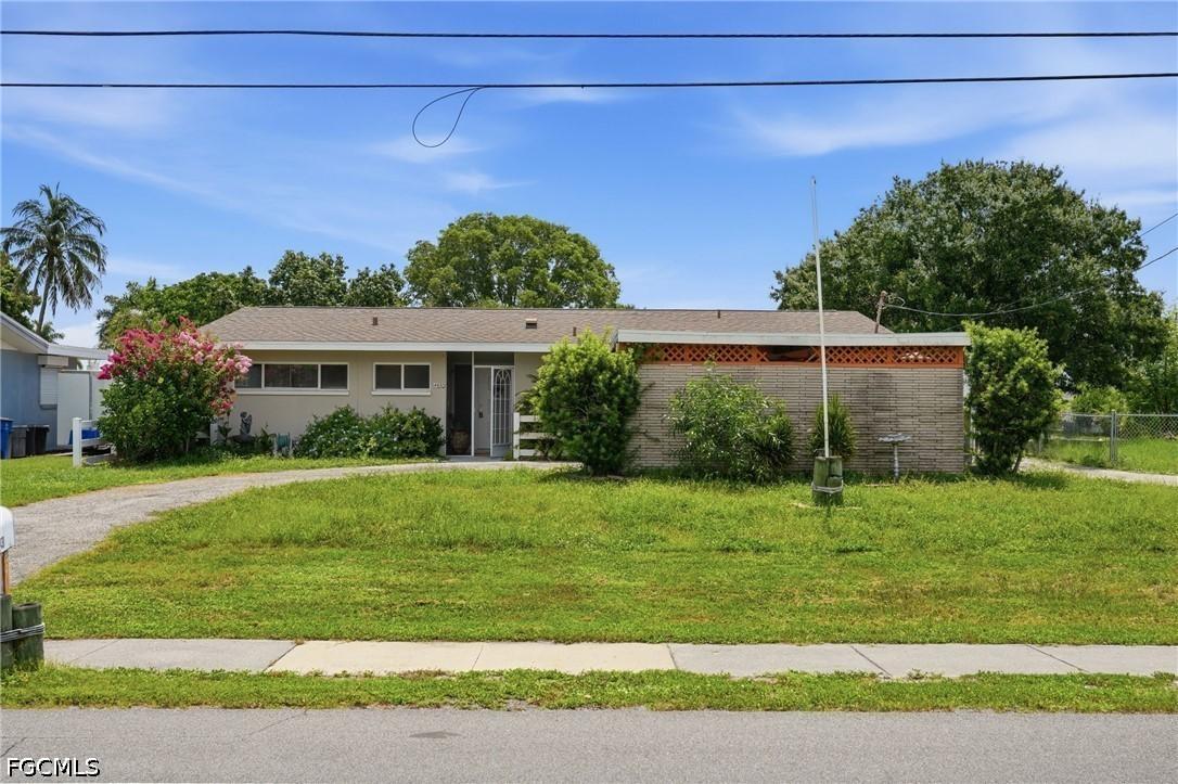 4430 Orange Grove Blvd., North Fort Myers, FL 33903