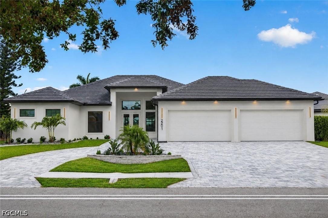 2201 Beach Pkwy., Cape Coral, FL 33914