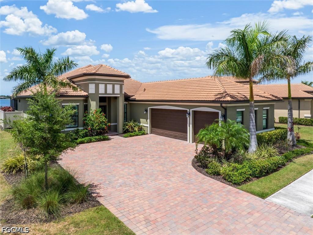 553 Maraviya Blvd., Nokomis, FL 34275
