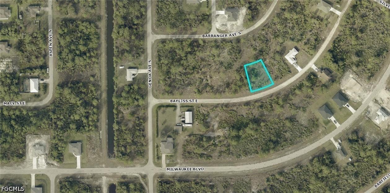 1115 Bayliss St., Lehigh Acres, FL 33974