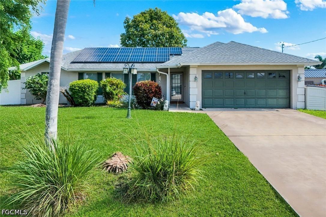 1923 SW 26th Ter., Cape Coral, FL 33914