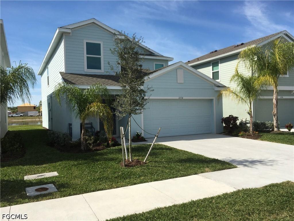 12134 Monterey Pine Ln., Fort Myers, FL 33966