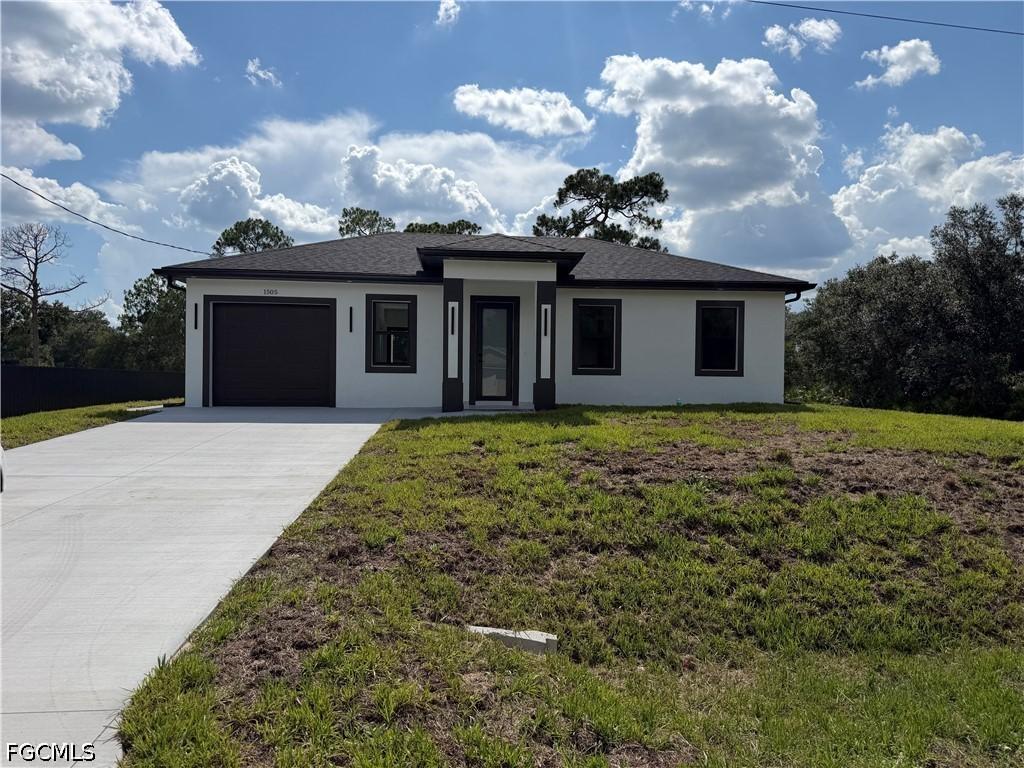 1505 Plumosa Ave., Lehigh Acres, FL 33972