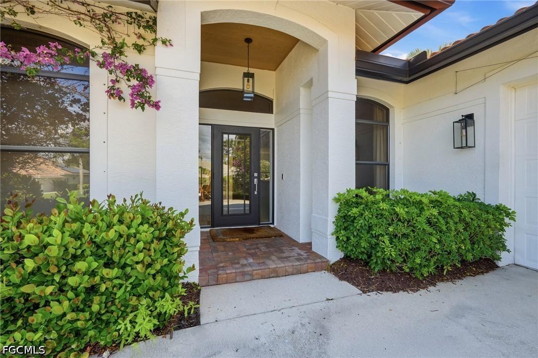 28360 Del Lago Way, Bonita Springs, FL 34135