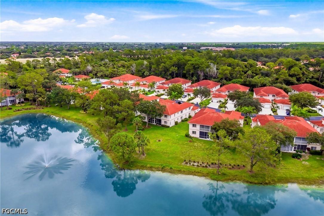 675 Luisa Ln. #4, Naples, FL 34104
