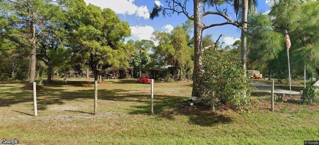 6941 Eastwood Acres Rd., Fort Myers, FL 33905