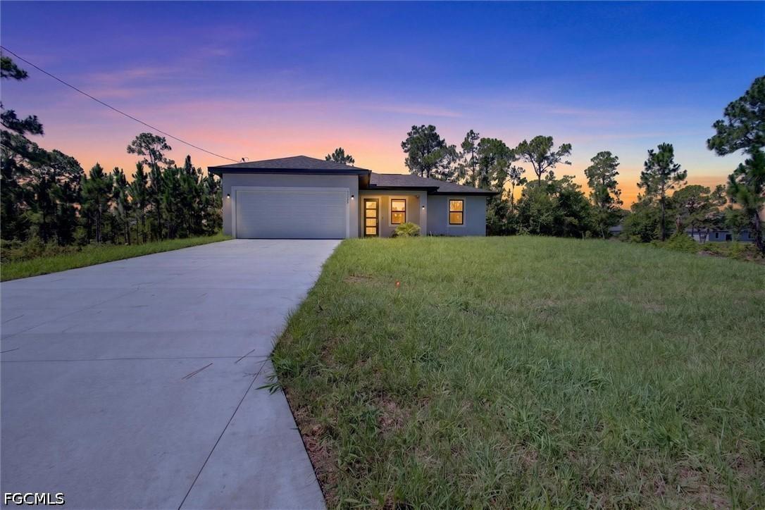 1130 Dutchess St., Lehigh Acres, FL 33974