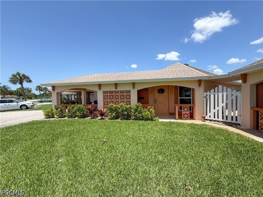 323 Dania St., Lehigh Acres, FL 33936