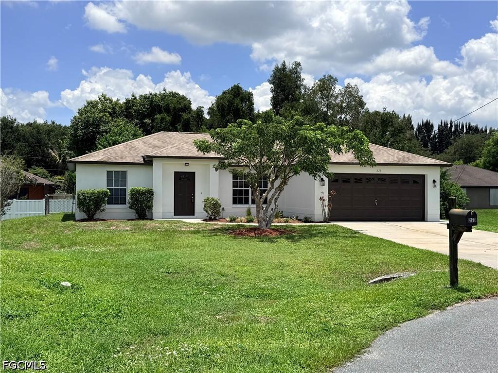223 Aydin Ct., Fort Myers, FL 33913