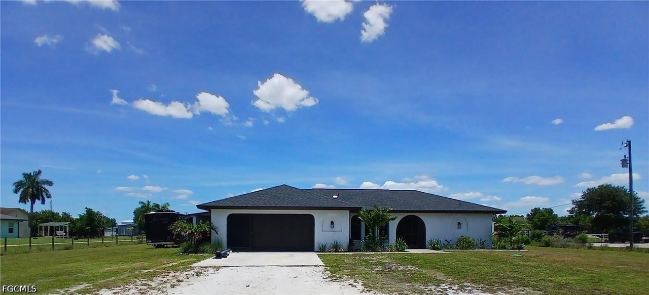 11300 Bridle Ln., Cape Coral, FL 33991