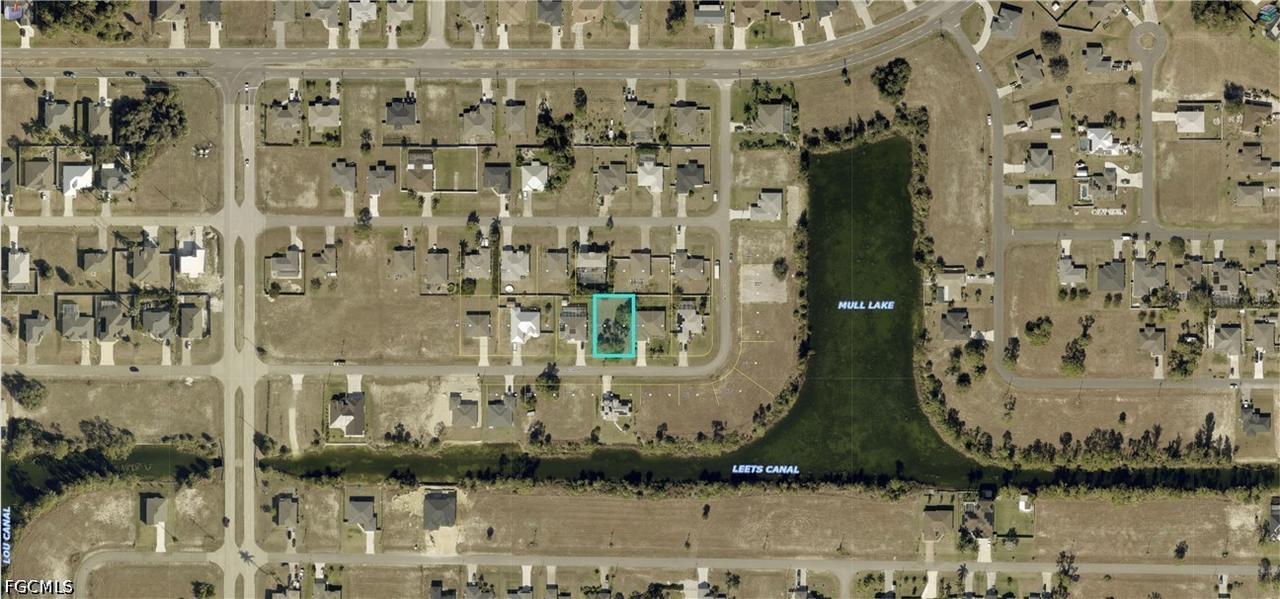 1719 NE 33rd Ln., Cape Coral, FL 33909