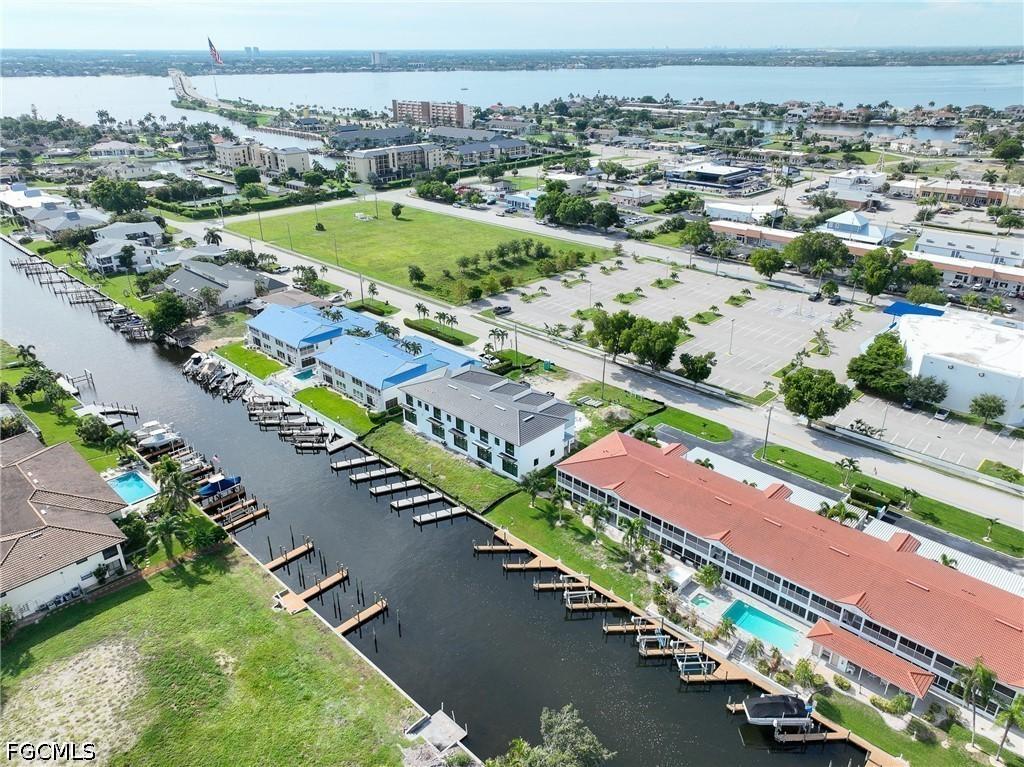 1635 SE 46th Ln. #102, Cape Coral, FL 33904