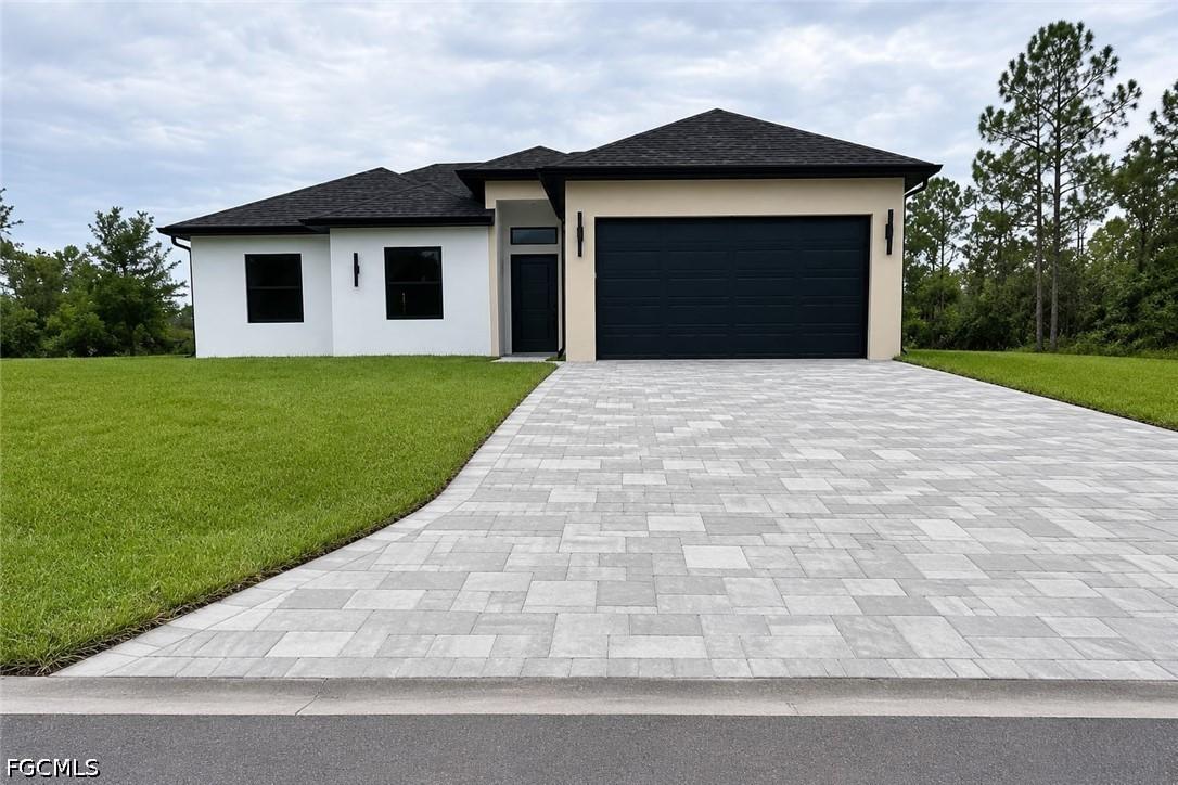 1211 Mckinley Ave., Lehigh Acres, FL 33972