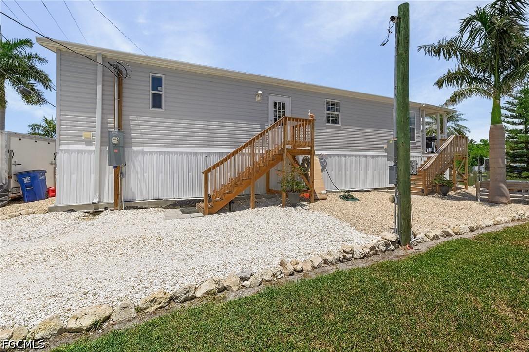 2452 York Rd., St James City, FL 33956