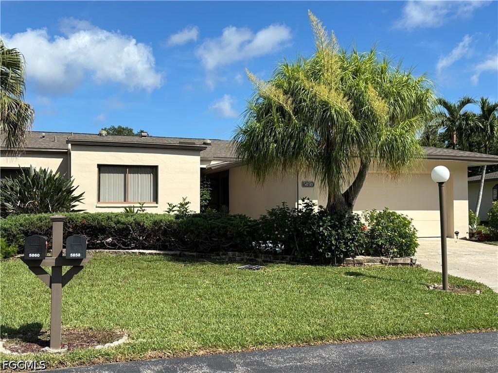 5858 Wild Fig Ln., Fort Myers, FL 33919