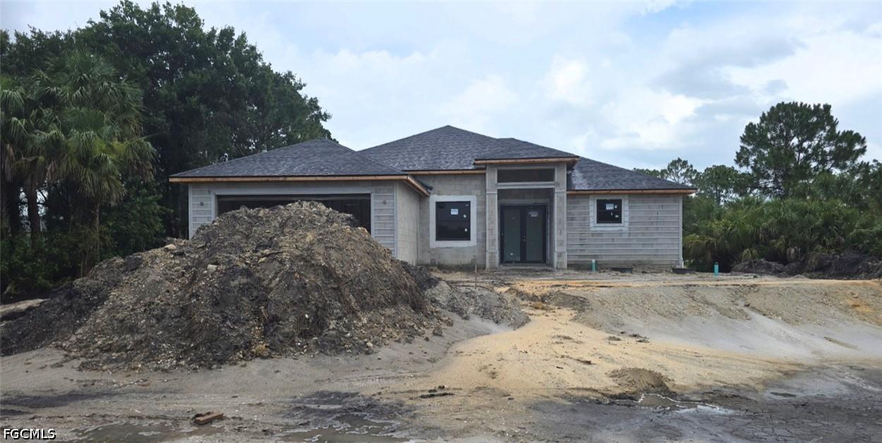 187 Victoria Ave., Lehigh Acres, FL 33974