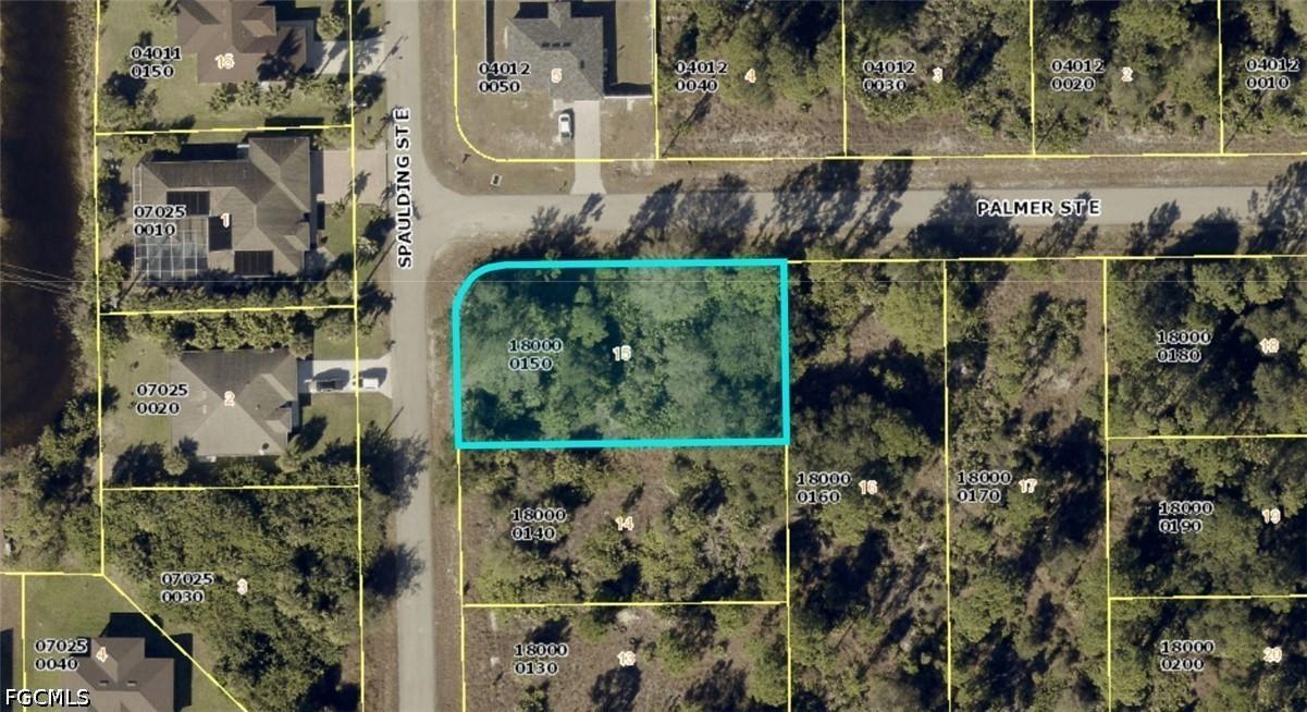 728 Palmer St., Lehigh Acres, FL 33974
