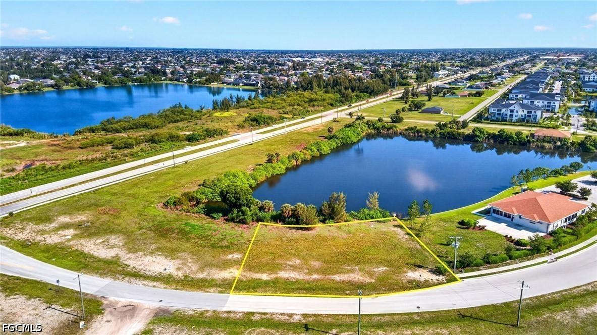 1483 SW 6th Ter., Cape Coral, FL 33991