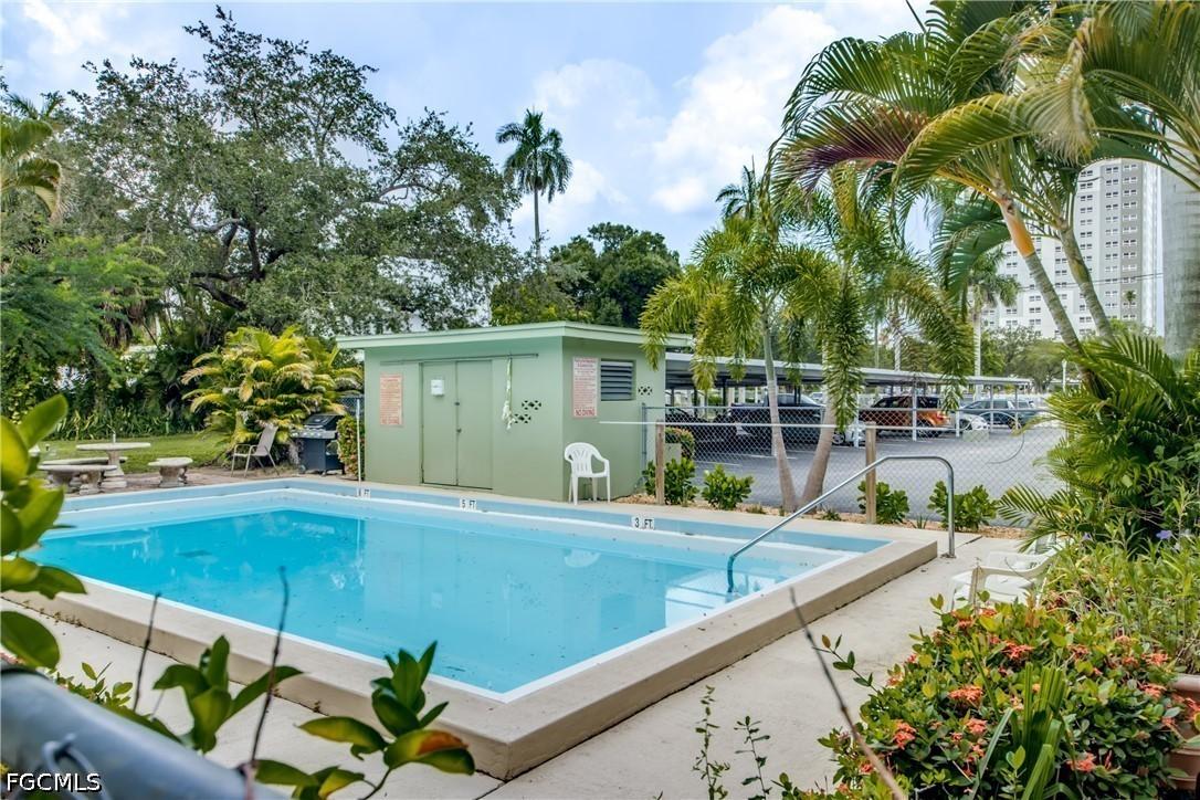2544 1st St. #107, Fort Myers, FL 33901